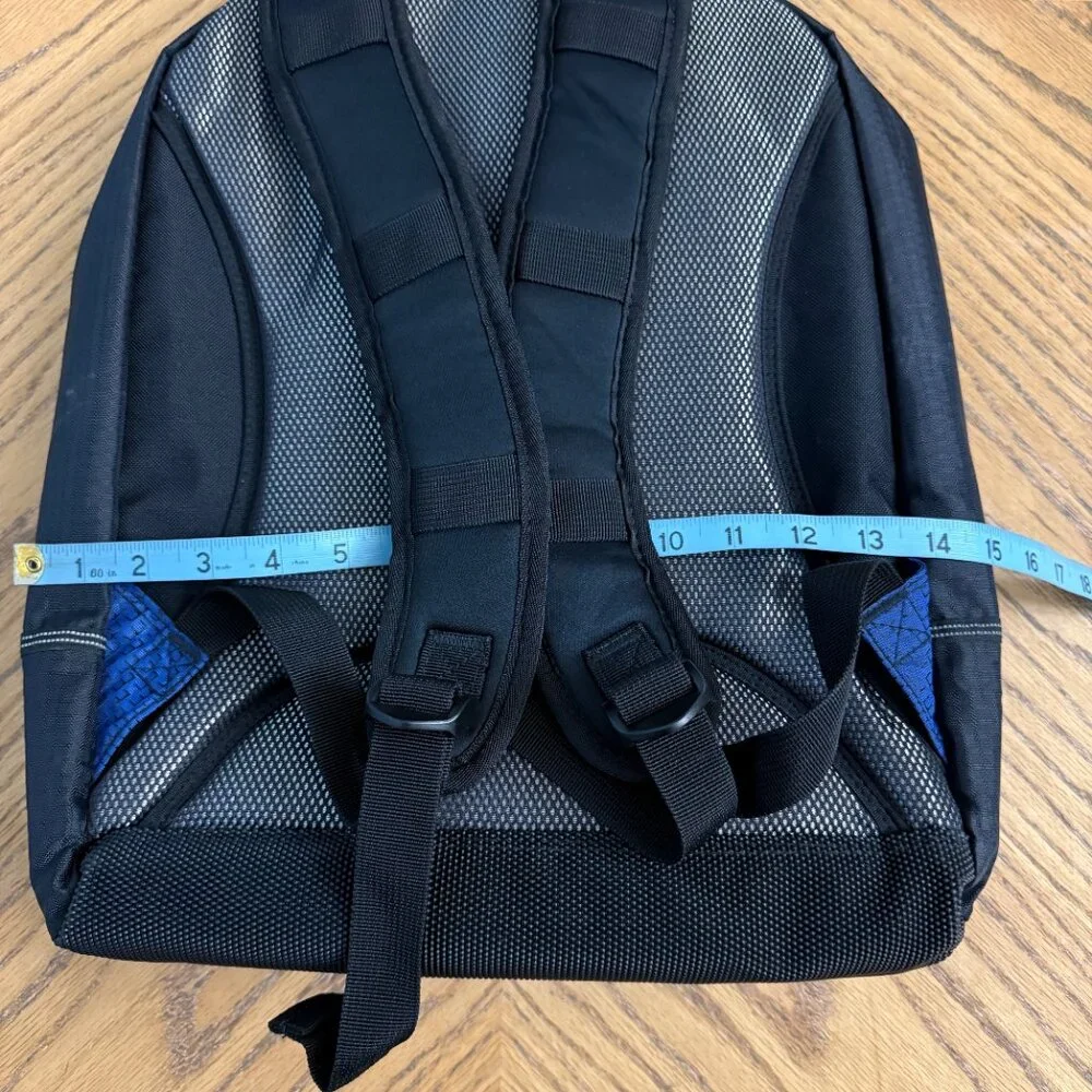 Dell Laptop Computer Backpack - Picture 5 of 12